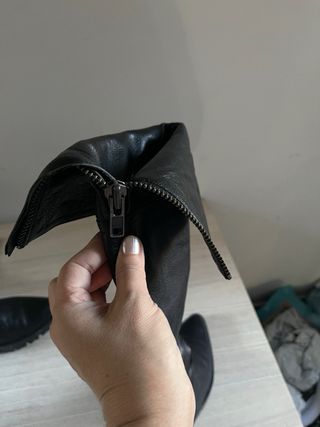 Botas de cuero negras