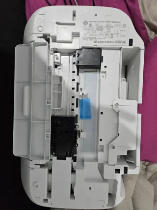 Impresora HP Blanca y Azul