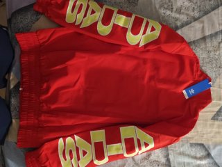 Chaqueta de mujer Adidas Roja y Amarilla