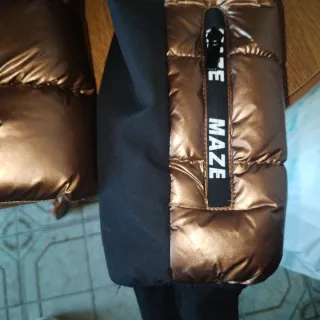 Chaqueta plumas bronce y negra, puesta 2 veces 40/