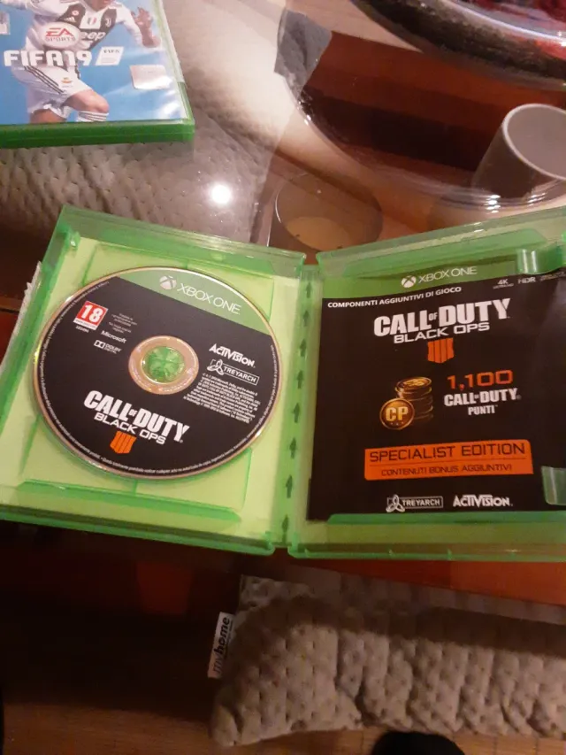 Call of Duty Black Ops 4 Specialist Edition Xbox O