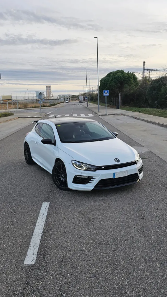 Volkswagen Scirocco R