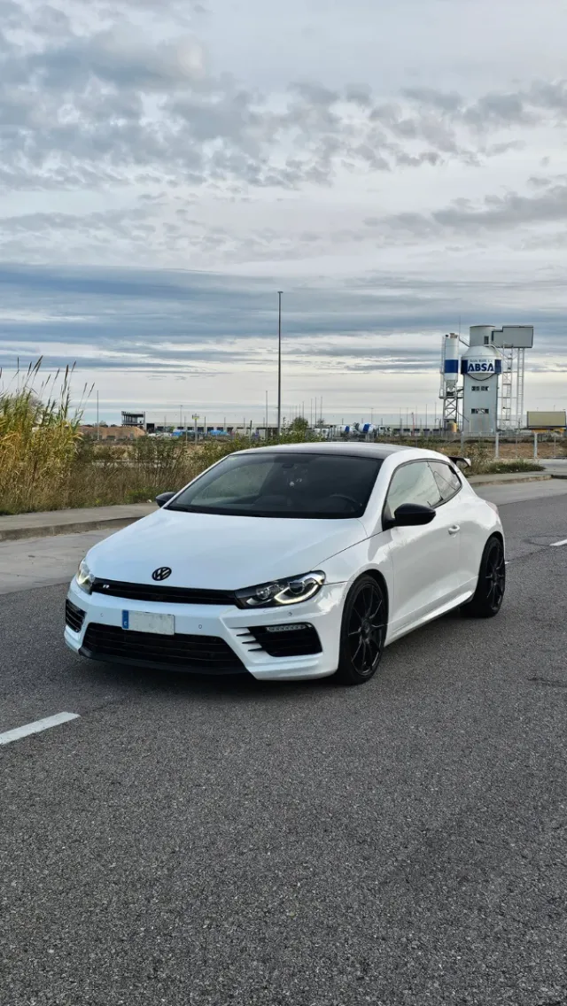 Volkswagen Scirocco R