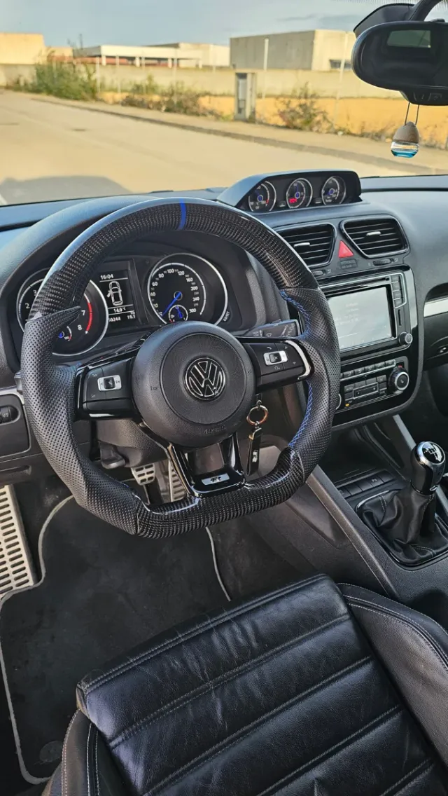 Volkswagen Scirocco R