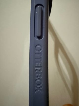 Custodia iPhone 14 Pro Trasparente con bordi lilla