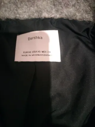 Chaquetón gris Bershka