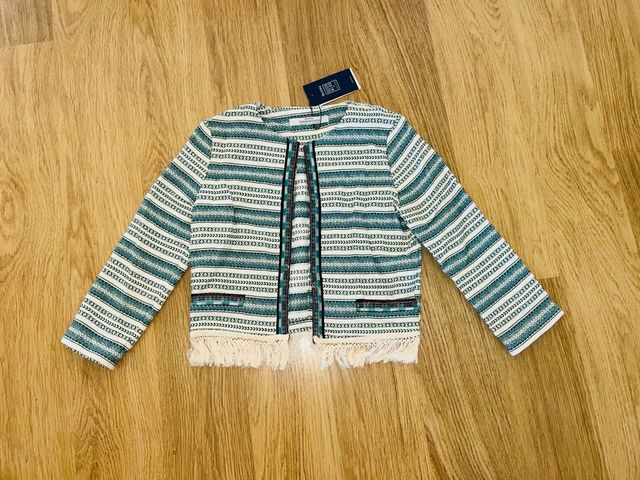 Chaqueta Bershka étnica flecos