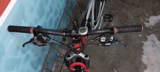 Bicicleta Trek Plata y Roja