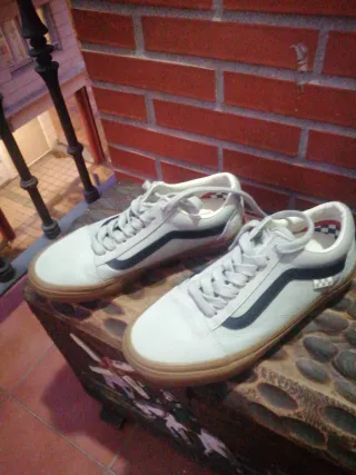 Vans Talla 38 grises y negras