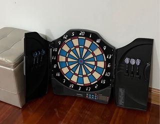 Diana electrónica: 6 dardos, 3 para cada jugador