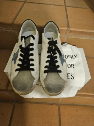 Zapatillas Golden Goose Azul y Blanco