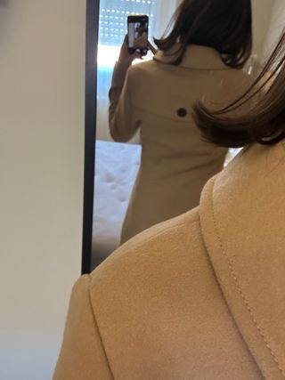 Abrigo Stradivarius Beige