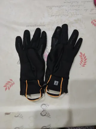 Guantes táctiles Quechua niño T6