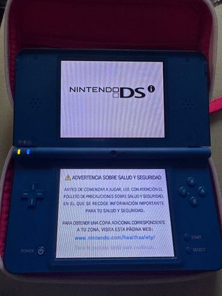 Nintendo DSi XL Azul