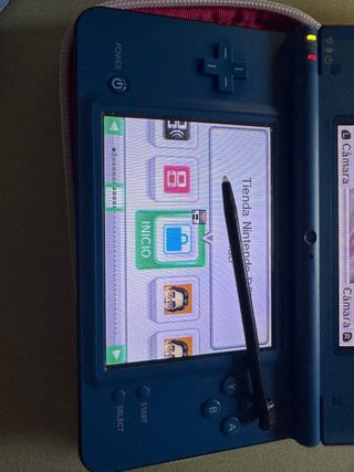 Nintendo DSi XL Azul