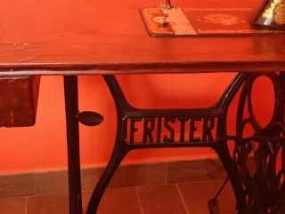 Máquina de coser Frister & Rossmann