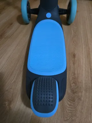 Patinete 3 Ruedas Yvolution con Luces