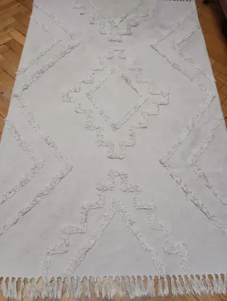 Tappeto in cotone beige e bianco