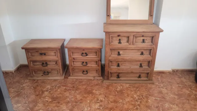 Mesitas de noche madera maciza