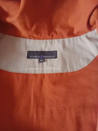 Chaqueta Beige con Forro Naranja