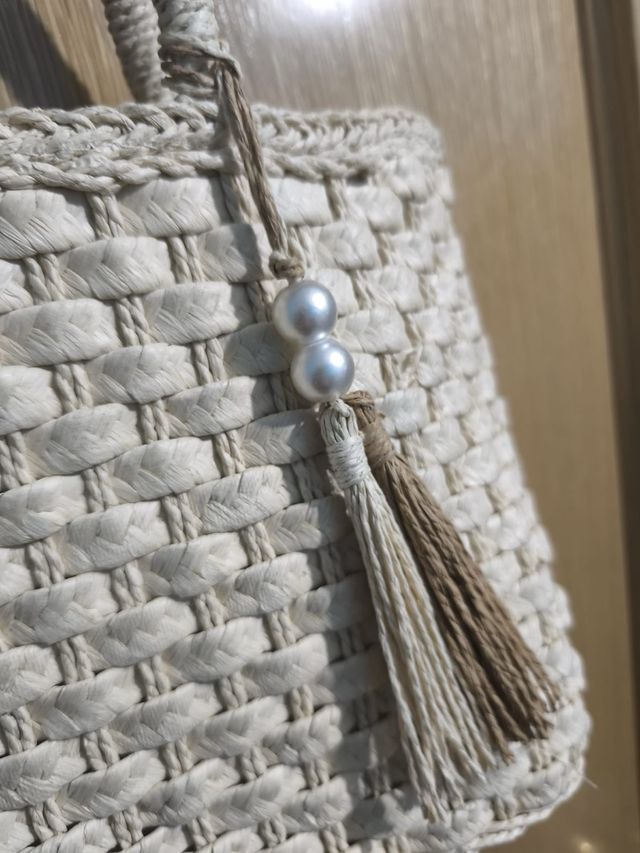 Bolso de paja tejido