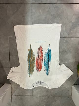 Camiseta Jack & Jones blanca plumas