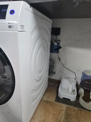 Lavasecadora Siemens iQ500 WiFi 10/6 kg