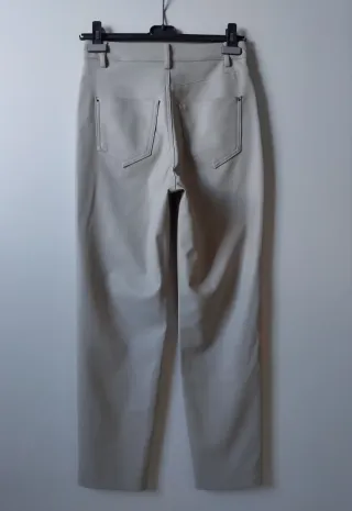 Pantaloni Zara similpelle color crema