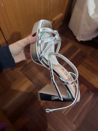 Zapatos de tacón AZAREY plateados