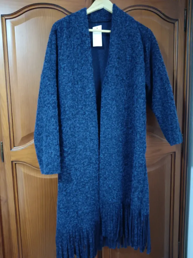 Abrigo azul mujer con flecos