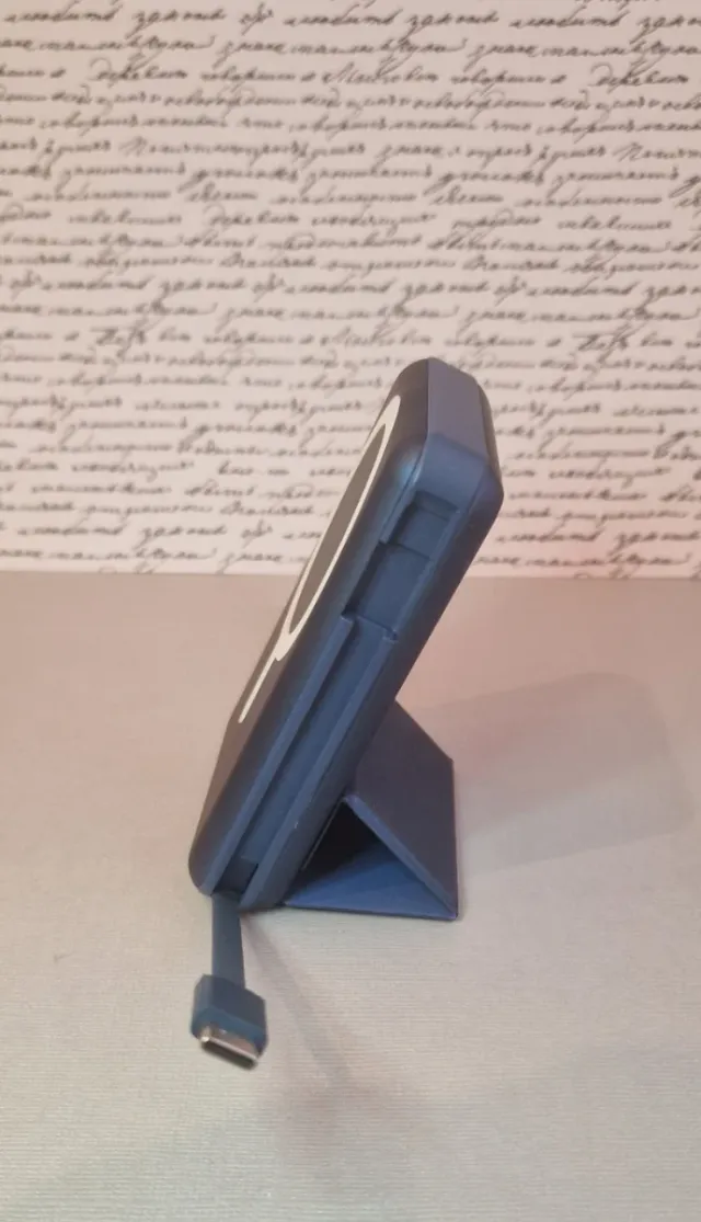 Batería Portátil Magnética Azul