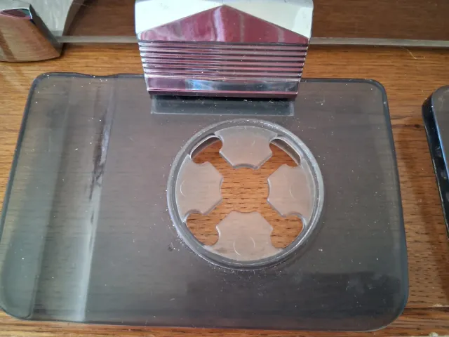 Accessori da bagno retrò argento e trasparente