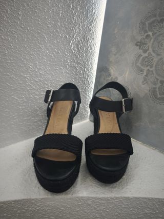 Sandalias Bimba y Lola Negras
