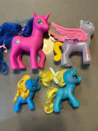 Lote 4 ponis de juguete
