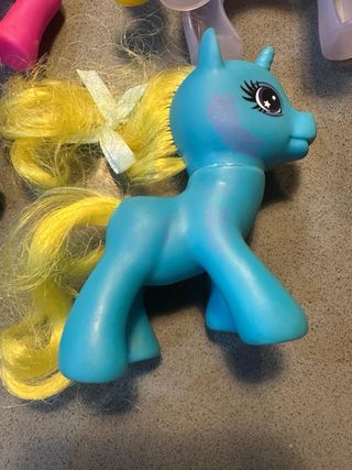 Lote 4 ponis de juguete