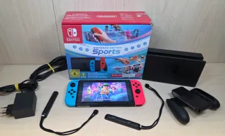 Nintendo Switch Rosso e Blu con giochi
