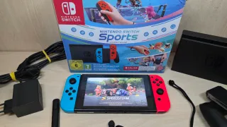 Nintendo Switch Rosso e Blu con giochi