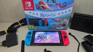 Nintendo Switch Rosso e Blu con giochi