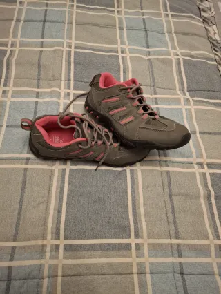 Lote 4 pares deportivas mujer T37