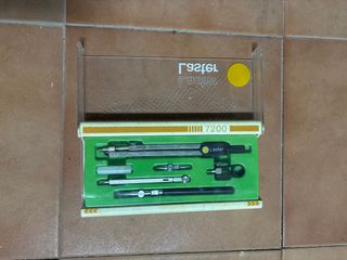Juego de compás Lastre 7200
