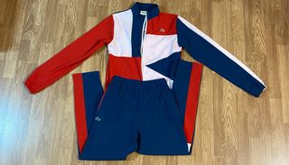 Chándal Lacoste Rojo, Azul y Blanco Rojizo