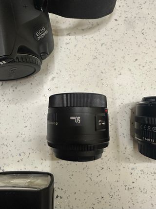 Canon 2000D Kit Completo