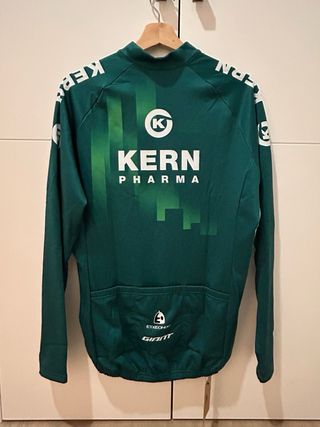 Maillot ciclismo Etxeondo Kern Pharma invierno