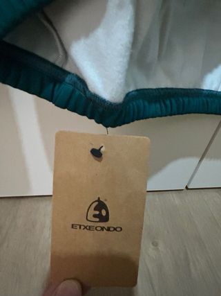 Maillot ciclismo Etxeondo Kern Pharma invierno