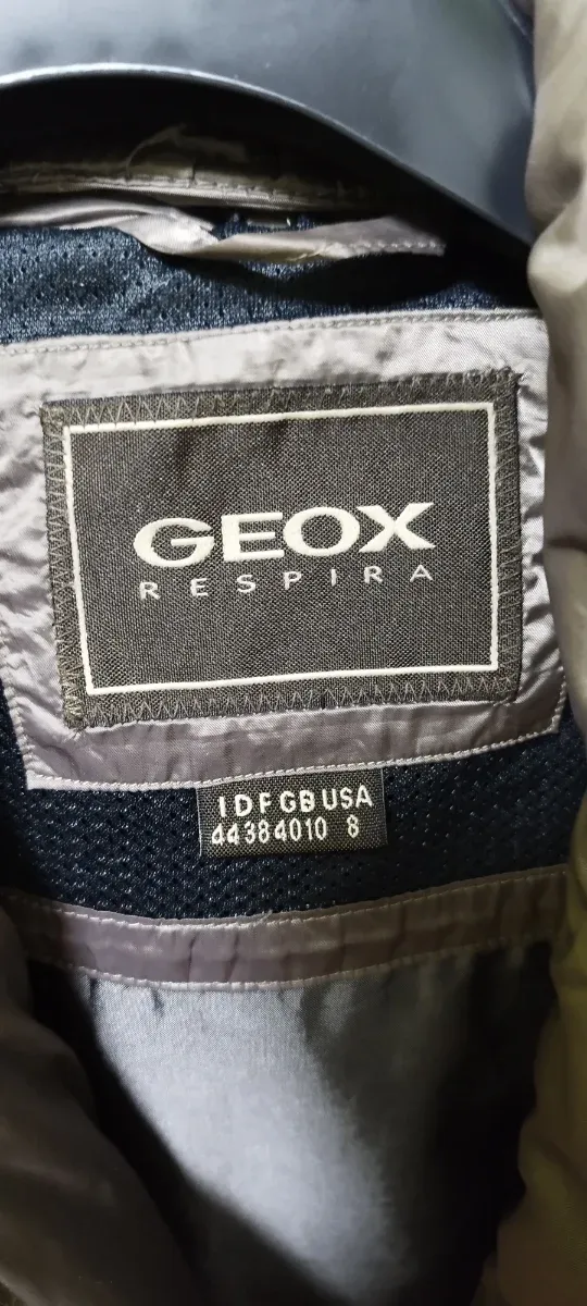 Chaqueta Geox Mujer Plumas Marrón muy ligera