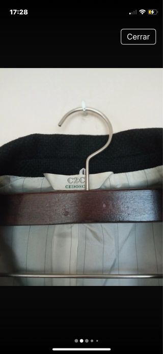 Traje chaqueta y falda negro