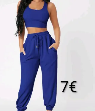 Conjunto deportivo azul