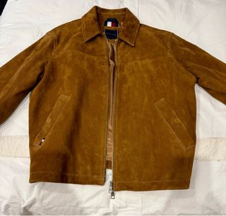 Cazadora Tommy Hilfiger ante marrón.