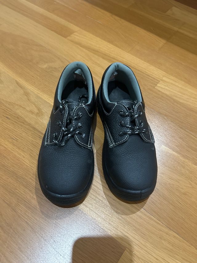 Zapatos de trabajo con punta de seguridad