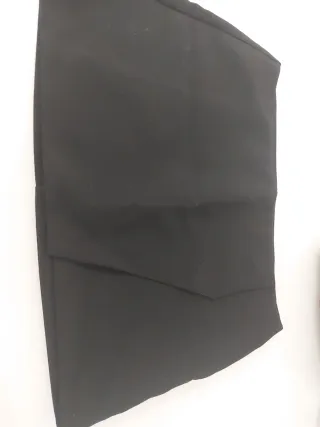 Minifalda Negra Pull&Bear Talla L